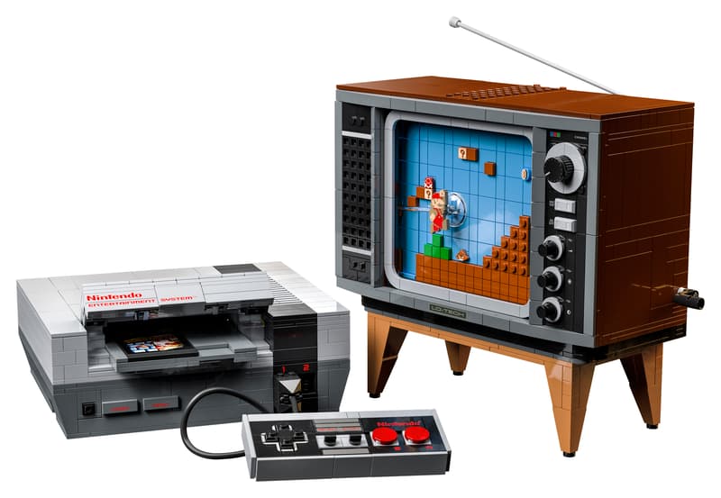 LEGO NES Nintendo Entertainment System (71374)