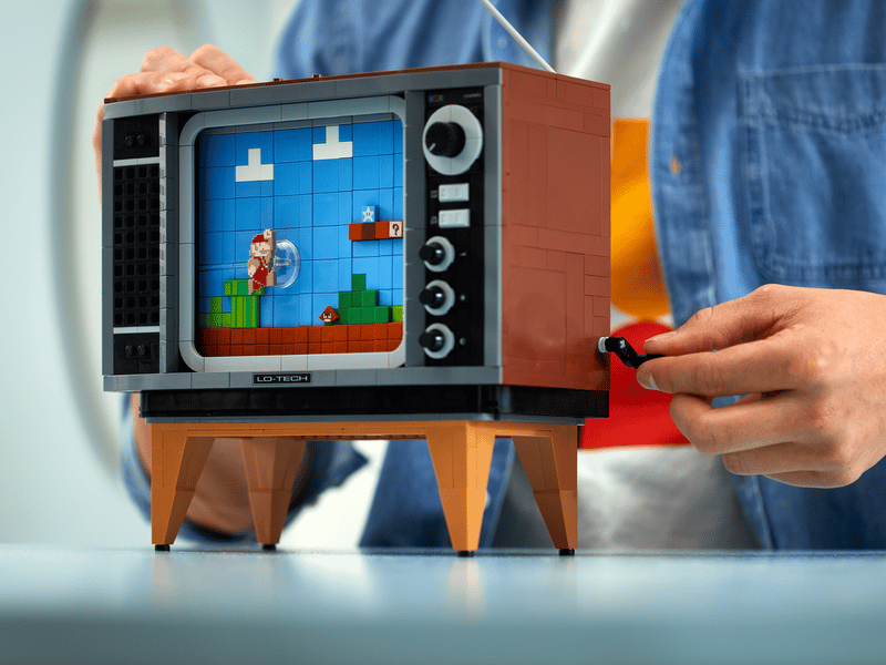 LEGO NES Nintendo Entertainment System (71374)